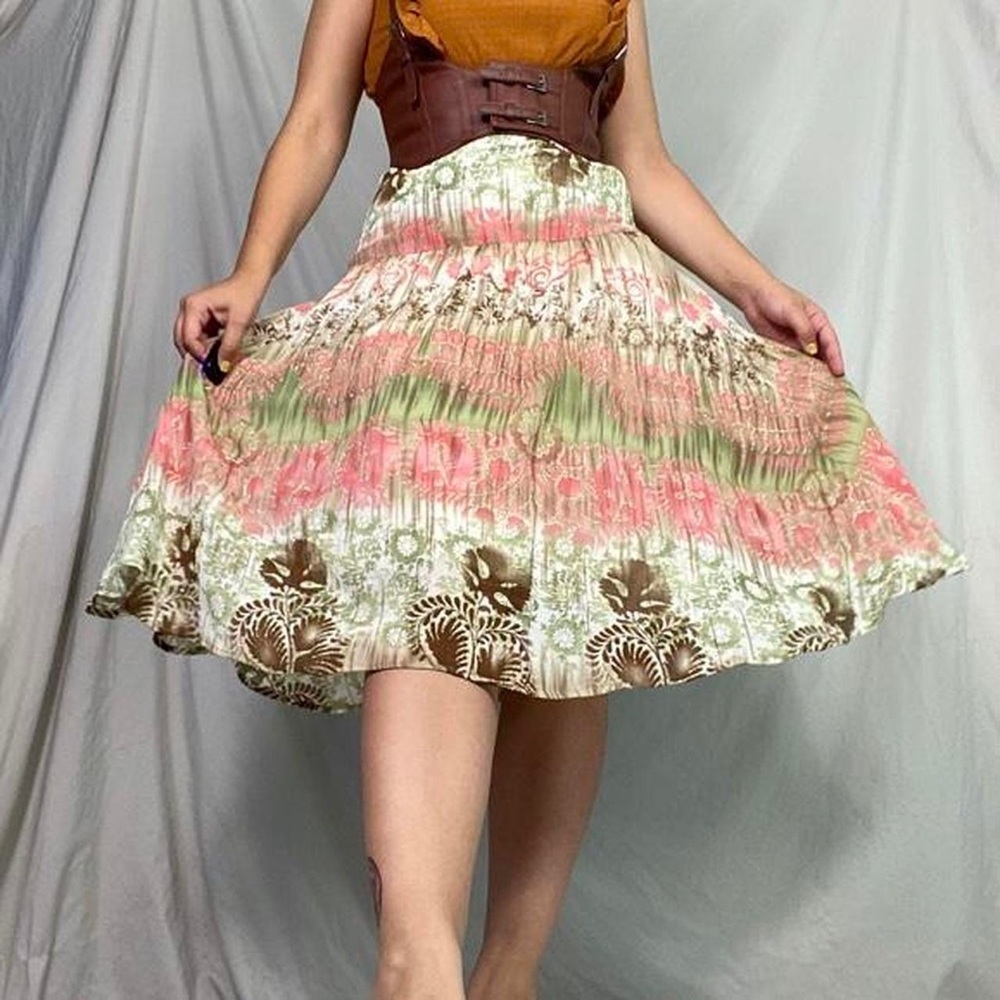 Y2K multicolored sparkly midi skirt 🌸🐻